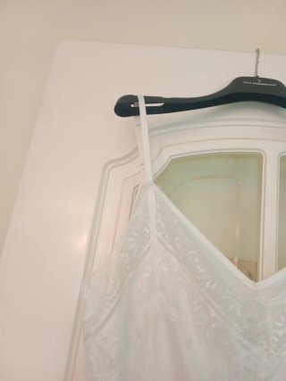 Camiseta Lencera Blanca con perrita rosa/ brillos