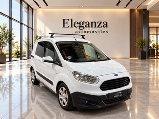 Ford Transit Courier | 5 plazas y garantía