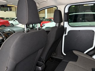 Ford Transit Courier | 5 plazas y garantía
