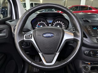 Ford Transit Courier | 5 plazas y garantía