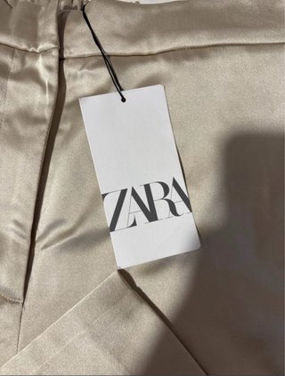 Pantalón Cargo Satinado Beige Zara