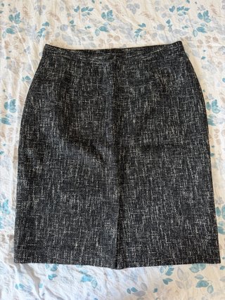Falda Antea Talla 46 Negra y Gris