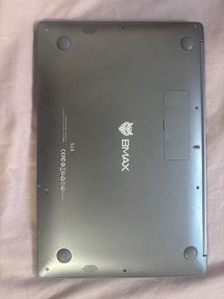 Ordenador Portátil  (marca bmax aunque ponga acer)