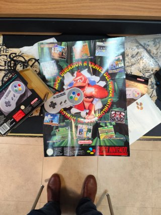 Mando Super Nintendo (SNES) en caja