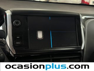 Peugeot 208 PureTech Signature 60 kW (82 CV)