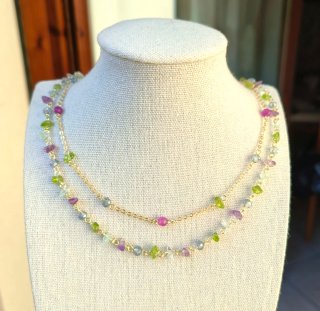 Collana pietre e cristalli colorati