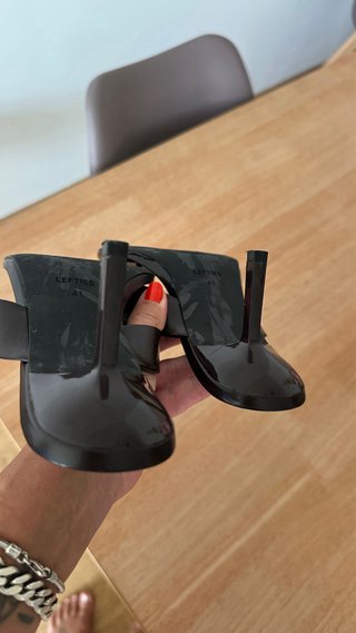 Sandalias marrones Lefties
