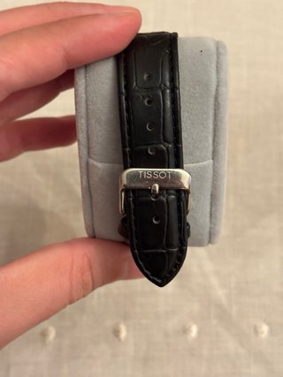 Reloj Tissot PR 100 Cuarzo Negro (T049410 B)