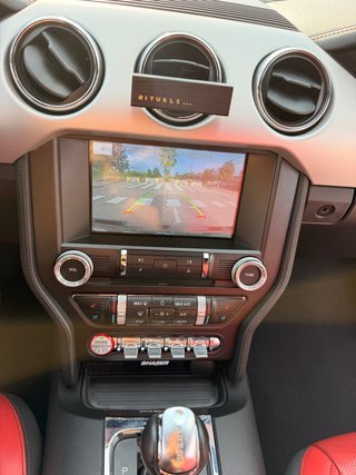 FORD MUSTANG CABRIO