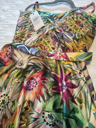 Vestido de Fiesta Floral
