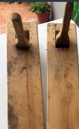 Machacador de aceitunas de madera