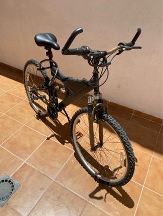 Bicicleta de Montaña Negra