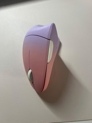 Ratón ergonómico vertical morado degradado rosa