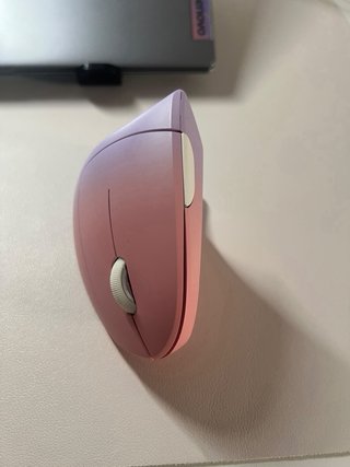 Ratón ergonómico vertical morado degradado rosa