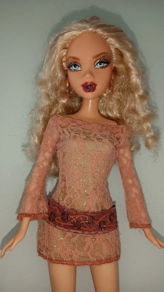 Muñeca My Scene Swappin Styles