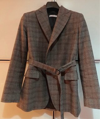 Blazer Mango cuadros con cinturón