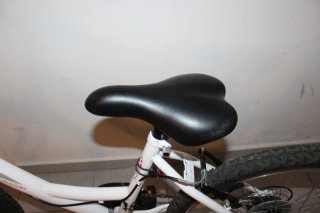 Bicicleta de Niña 24 Pulgadas. Como NUEVA.