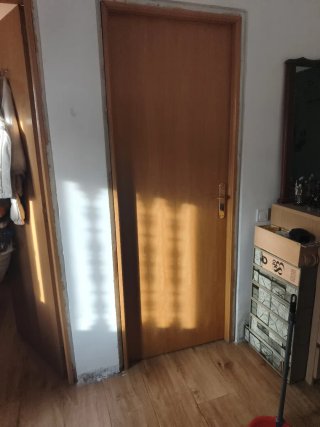 Puerta de madera interior
