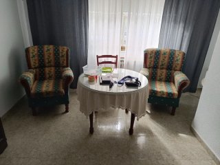 Muebles de Madera Clásicos y camas articuladas
