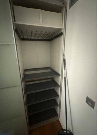 Armadio a porte scorrevoli bianco