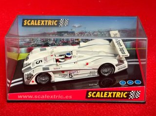 AUDI R-8 "SPORT JAPAN" LE MANS 2002 (SCALEXTRIC)