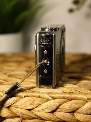 Camara Compacta Digital Canon Ixus 50 Gris