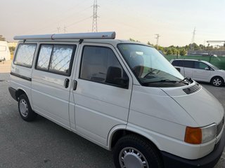 Volkswagen T4 2.4D(1992)solo 128000km A/A,perfecta