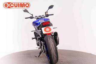 YAMAHA MT 09