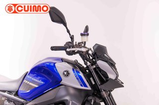 YAMAHA MT 09