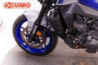 YAMAHA MT 09