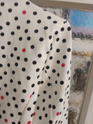 Americana Blanca con Lunares Talla S