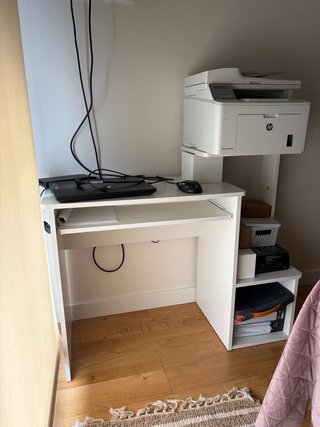 Escritorio Blanco con Estantería Lateral