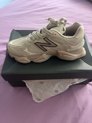 Zapatillas New Balance 9060 Beige