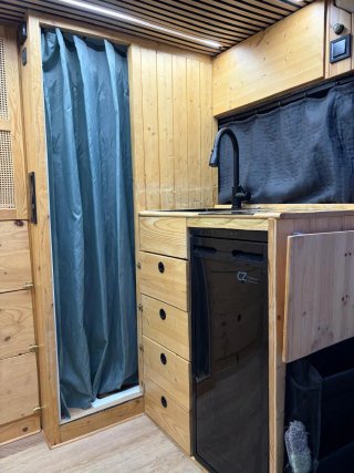 Camper Volkswagen Crafter 2011 4 plazas