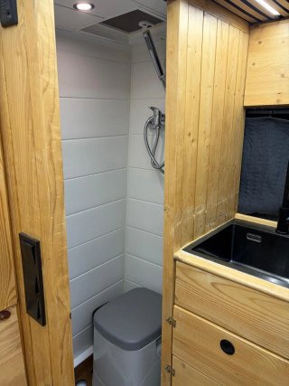 Camper Volkswagen Crafter 2011 4 plazas