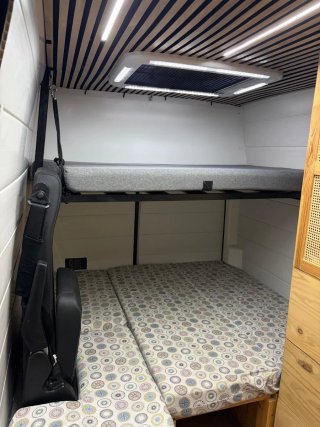 Camper Volkswagen Crafter 2011 4 plazas