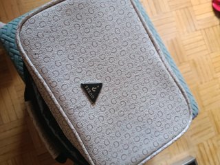 Maletín de Viaje Guess