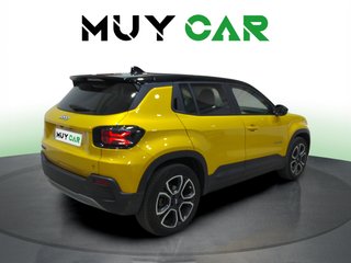 Jeep Avenger BEV Summit 115 kW (156 CV)