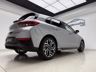 Hyundai i30 2025