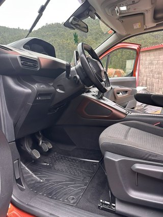 PEUGEOT RIFTER GT LINE