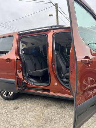 PEUGEOT RIFTER GT LINE