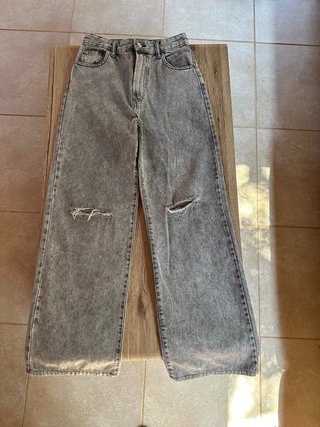 Jeans Bershka vita alta strappati