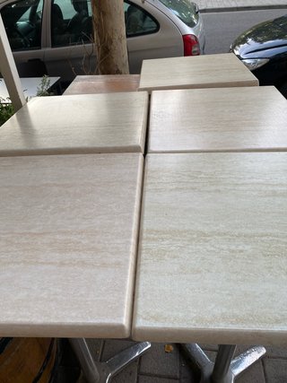 Tavoli alti in metallo e legno