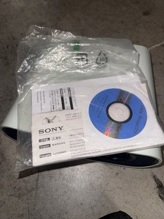 Proyector Sony VPL-BW7 + cables + bolsa