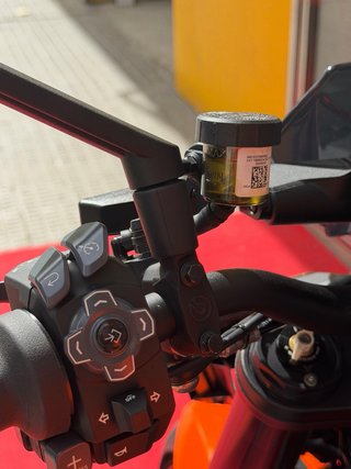 KTM 1390 SuperDuke R
