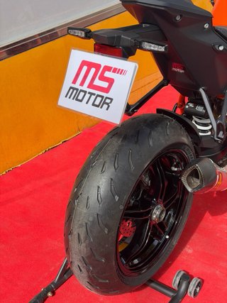 KTM 1390 SuperDuke R