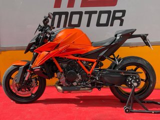 KTM 1390 SuperDuke R