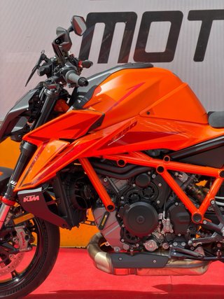KTM 1390 SuperDuke R