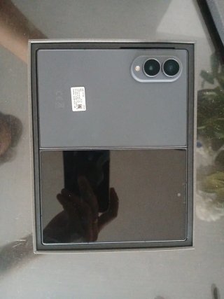 Samsung Galaxy Z Fold 8