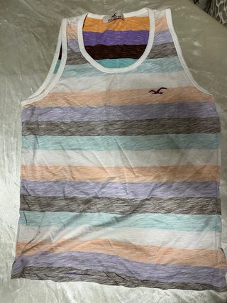 Camiseta de tirantes Hollister a rayas